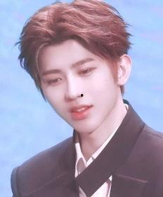 蔡徐坤直播间爆料视频,独家爆料背后的精彩瞬间 第2张 蔡徐坤直播间爆料视频,独家爆料背后的精彩瞬间 第2张